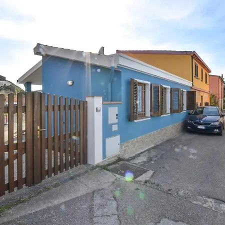2 Bedroom Gorgeous In S,caterina Di Pittinur * Santa Caterina Di Pittinuri (Sardinia)