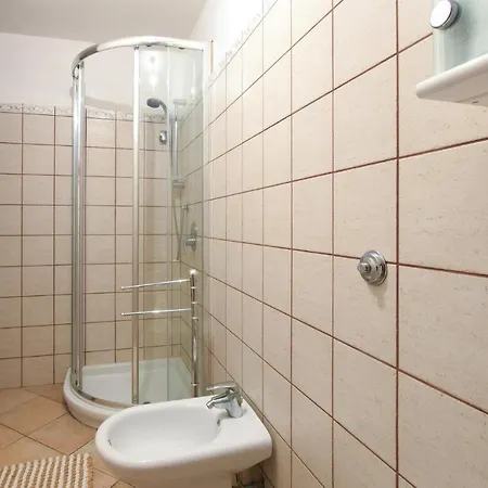 Holiday home 2 Bedroom Gorgeous In S,caterina Di Pittinur *
